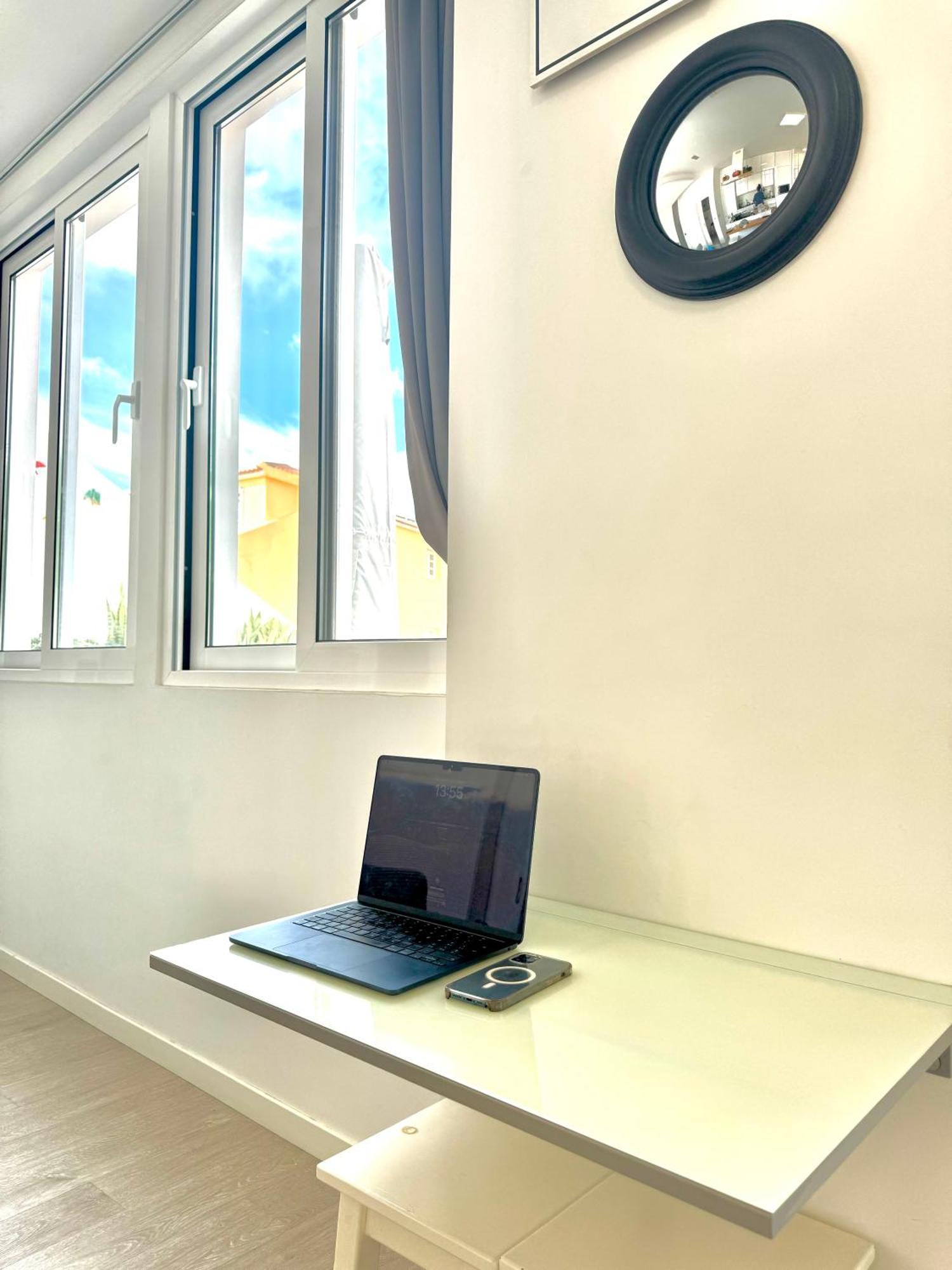 Cristalia,Roof Terrace In City Center, Garage, Netflix 75Inch Tv Funchal  Eksteriør bilde